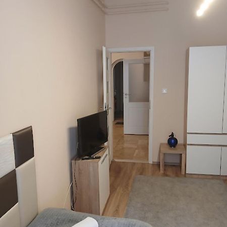 Soda Apartman Gyor Exterior photo